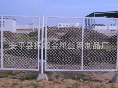防護(hù)鐵絲網(wǎng)