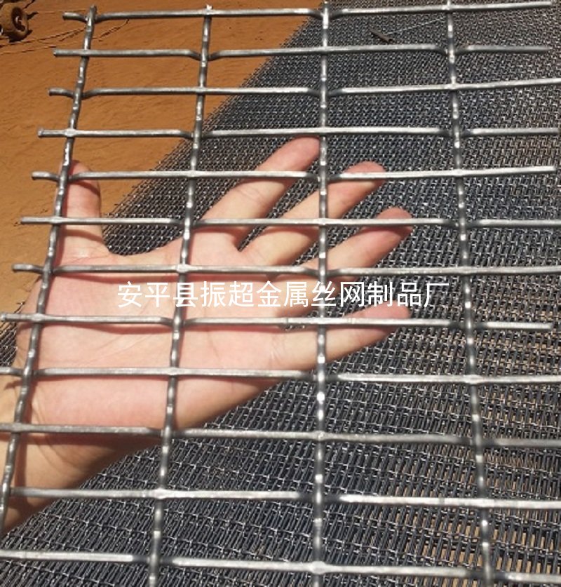養(yǎng)豬養(yǎng)羊等露糞用鐵絲網(wǎng) 產(chǎn)床網(wǎng)-http://www.tigii.cn