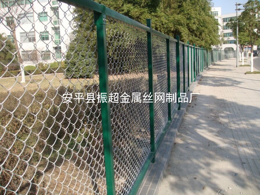 鐵絲網圍擋 防護網 隔離網-www.tigii.cn