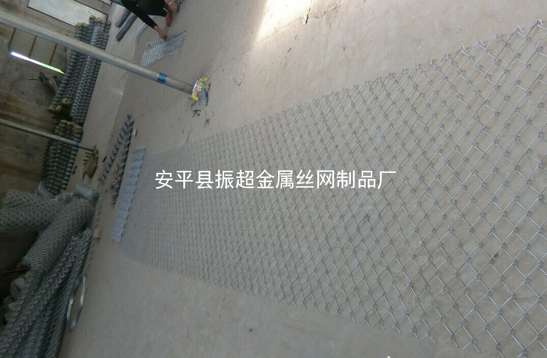 勾花網制作-安平縣振超金屬絲網制品廠www.tigii.cn
