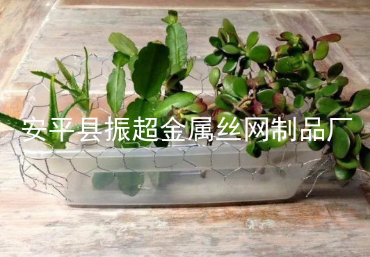 鐵絲網籠