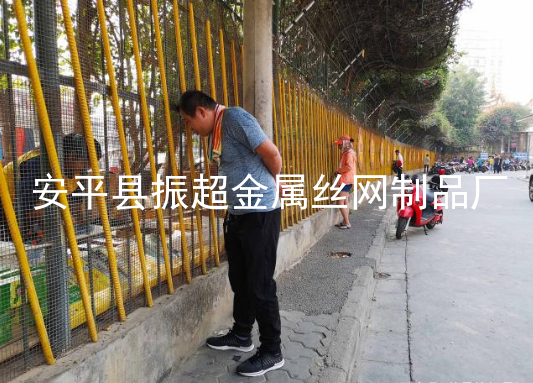 防護鐵絲網-www.tigii.cn